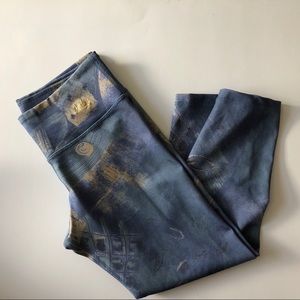 Mika Yoga Pants PreOwned